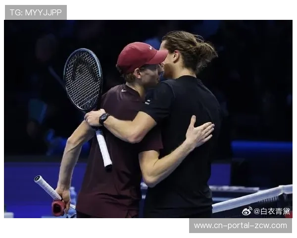 终场哨响，罗斯拥抱队友泪洒球场